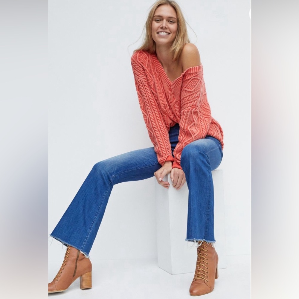 Mother the weekender high rise frayed flare jeans.